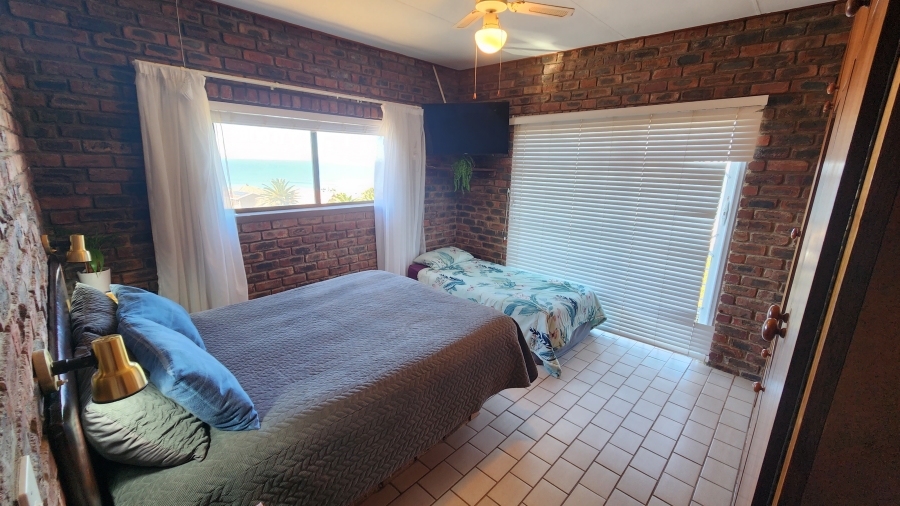 5 Bedroom Property for Sale in Dana Bay Western Cape